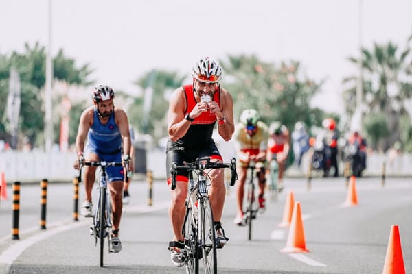 Race-Day Hydration and Caffeine Timing: The Protocol Elite Endurance Athletes Actually Follow